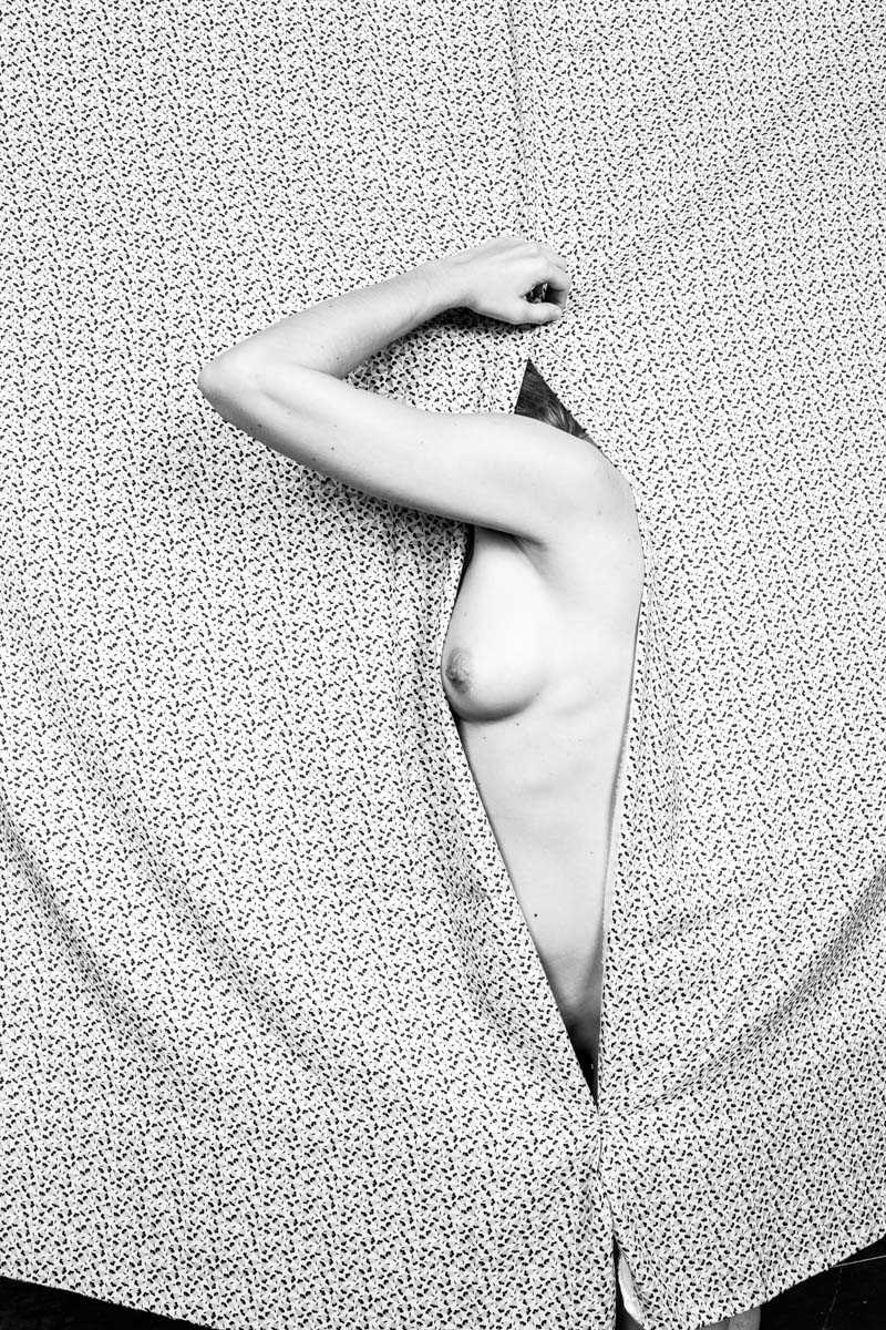 Curtain © by matheu.es